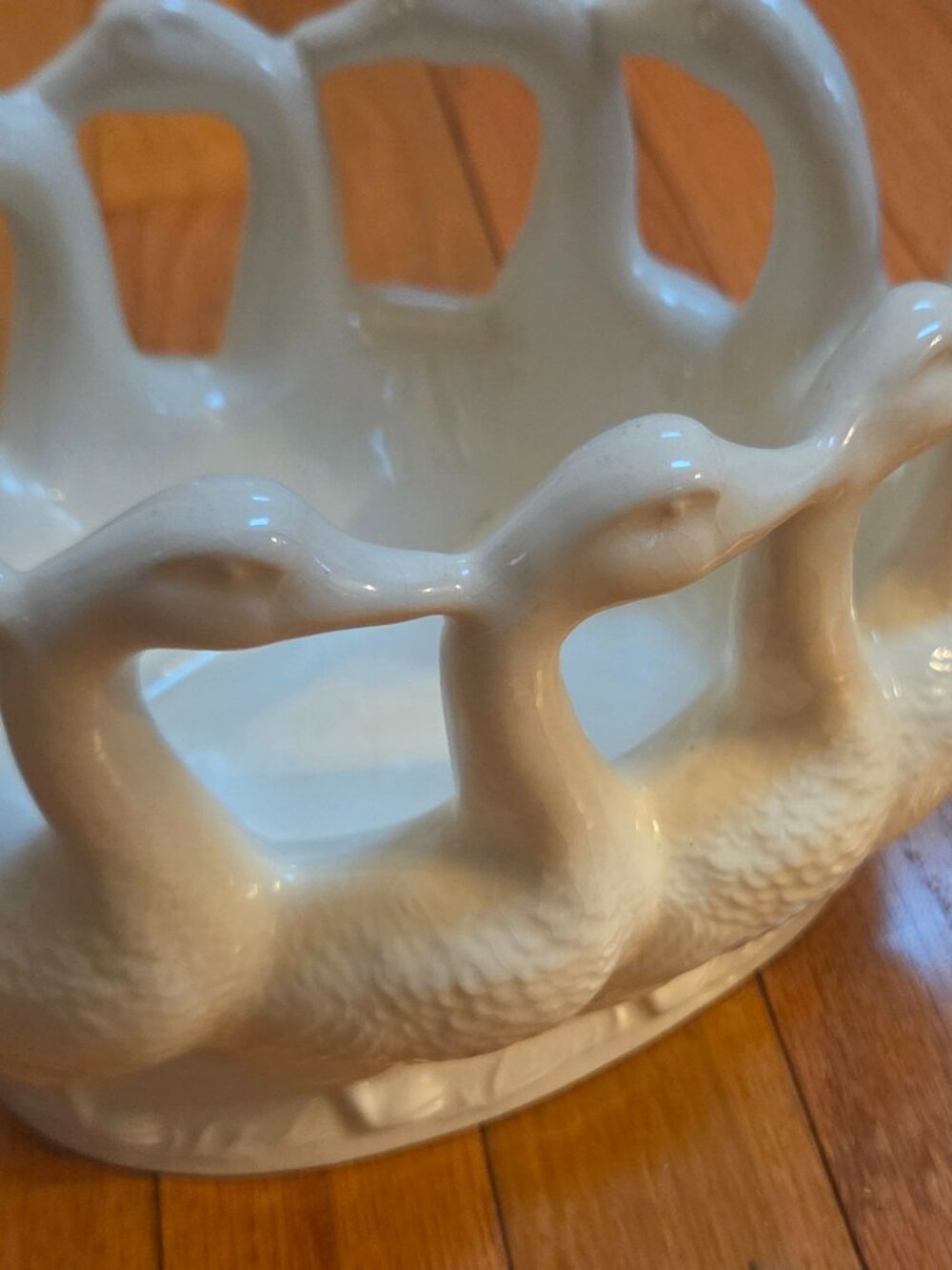 vintage gaggle of geese planter/centerpiece - Picture 3 of 4